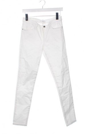 Damskie jeansy Mango, Rozmiar M, Kolor Biały, Cena 111,99 zł