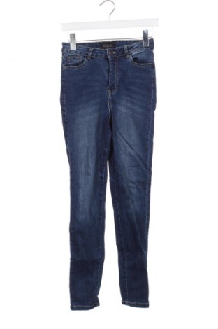Damskie jeansy Mohito, Rozmiar XS, Kolor Niebieski, Cena 37,31 zł