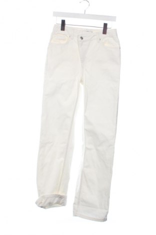 Damskie jeansy NA-KD, Rozmiar XS, Kolor Biały, Cena 97,80 zł