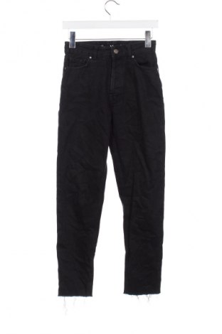 Дамски дънки Never Denim, Размер XS, Цвят Черен, Цена 41,99 лв.