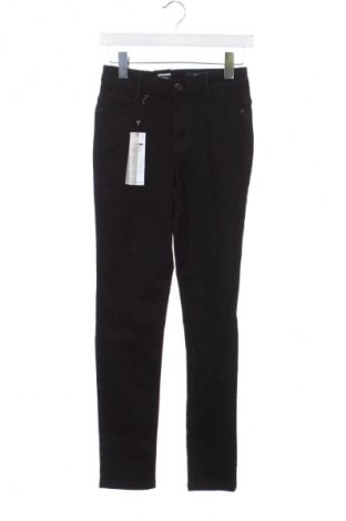 Damskie jeansy Noisy May, Rozmiar XS, Kolor Czarny, Cena 275,99 zł