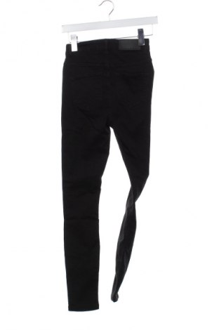 Damen Jeans Noisy May, Größe S, Farbe Schwarz, Preis 28,99 €