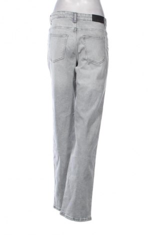 Damskie jeansy Noisy May, Rozmiar M, Kolor Szary, Cena 305,99 zł