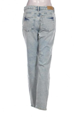 Blugi de femei Noisy May, Mărime M, Culoare Albastru, Preț 304,99 Lei