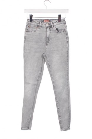 Női farmernadrág ONLY, Méret XS, Szín Szürke, Ár 6 821 Ft