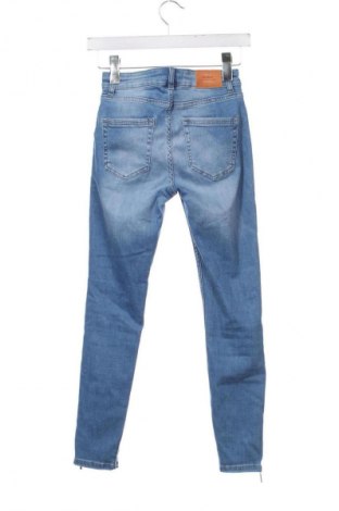 Damskie jeansy ONLY, Rozmiar XS, Kolor Niebieski, Cena 227,99 zł