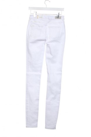 Damskie jeansy ONLY, Rozmiar M, Kolor Biały, Cena 227,99 zł