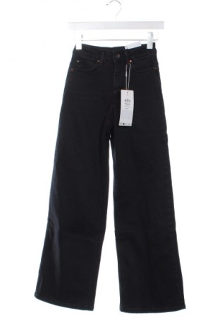 Damskie jeansy ONLY, Rozmiar XS, Kolor Czarny, Cena 252,99 zł