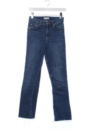 Blugi de femei Perfect Jeans By Gina Tricot, Mărime XS, Culoare Albastru, Preț 110,99 Lei