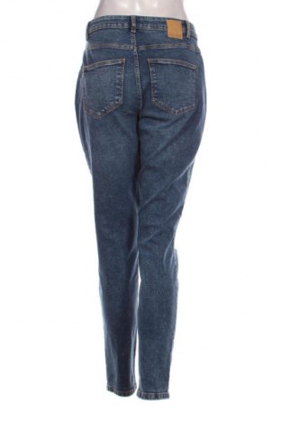 Damskie jeansy Pieces, Rozmiar M, Kolor Niebieski, Cena 227,99 zł