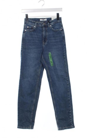 Blugi de femei Pull&Bear, Mărime XS, Culoare Albastru, Preț 150,99 Lei