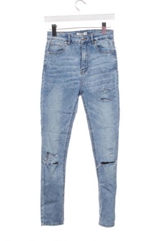 Damskie jeansy Pull&Bear, Rozmiar M, Kolor Niebieski, Cena 43,99 zł