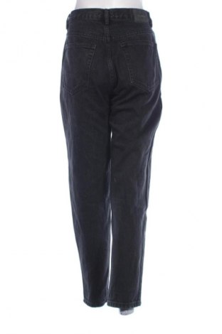 Női farmernadrág Pull&Bear, Méret L, Szín Fekete, Ár 4 077 Ft