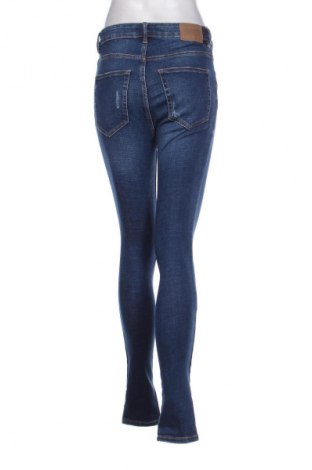 Dámské džíny  Pull&Bear, Velikost M, Barva Modrá, Cena  229,00 Kč