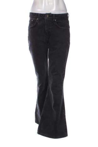 Damen Jeans Ragged, Größe M, Farbe Schwarz, Preis 38,04 €