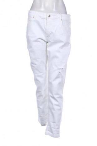 Damen Jeans Reserved, Größe M, Farbe Weiß, Preis 23,33 €