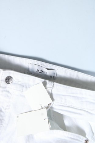 Damen Jeans Reserved, Größe M, Farbe Weiß, Preis 23,33 €