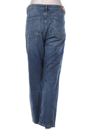 Damskie jeansy S.Oliver, Rozmiar M, Kolor Niebieski, Cena 134,99 zł