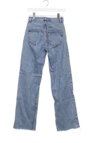 Dámske džínsy  Sinsay, Veľkosť XS, Farba Modrá, Cena  14,91 €
