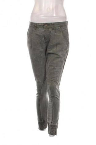 Damskie jeansy Sisley, Rozmiar M, Kolor Szary, Cena 209,99 zł