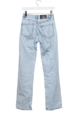Damen Jeans Stradivarius, Größe XS, Farbe Blau, Preis 14,83 €