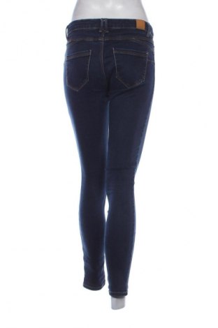 Damskie jeansy Stradivarius, Rozmiar M, Kolor Niebieski, Cena 95,99 zł