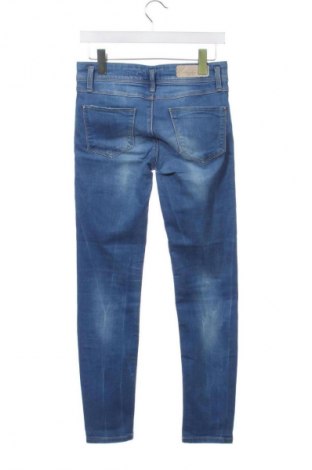 Dámske džínsy  Stradivarius, Veľkosť S, Farba Modrá, Cena  15,34 €
