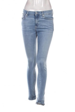 Dámske džínsy  Tommy Jeans, Veľkosť M, Farba Modrá, Cena  43,95 €