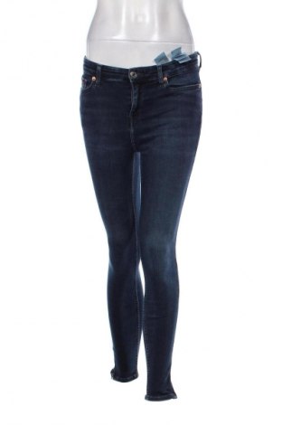 Damskie jeansy Tommy Jeans, Rozmiar S, Kolor Niebieski, Cena 176,72 zł