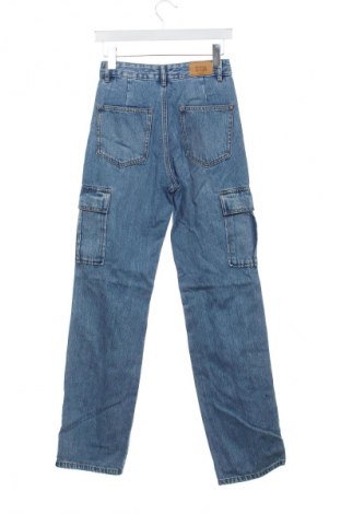 Blugi de femei Stradivarius, Mărime XS, Culoare Albastru, Preț 94,99 Lei