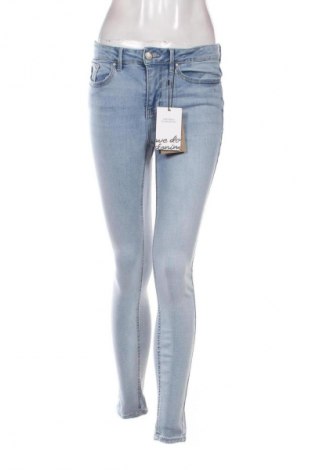 Blugi de femei Vero Moda, Mărime M, Culoare Albastru, Preț 226,99 Lei
