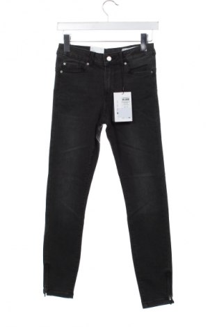 Дамски дънки Vero Moda, Размер XS, Цвят Черен, Цена 70,99 лв.
