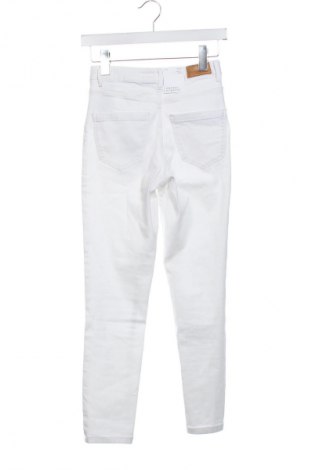 Dámske džínsy  Vero Moda, Veľkosť XS, Farba Biela, Cena  44,95 €