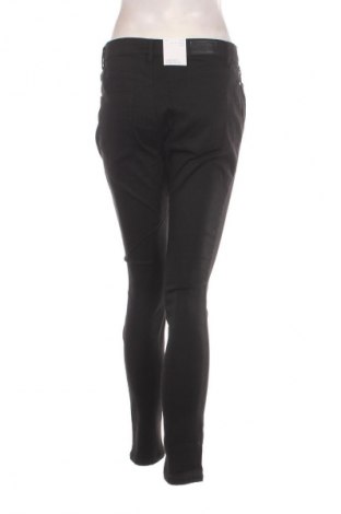Blugi de femei Vero Moda, Mărime L, Culoare Negru, Preț 226,99 Lei
