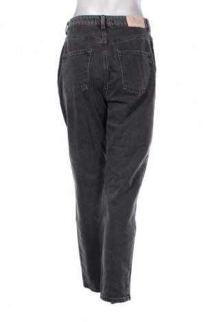 Damskie jeansy Zara, Rozmiar M, Kolor Szary, Cena 62,92 zł