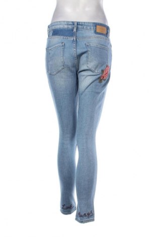 Blugi de femei Zara, Mărime S, Culoare Albastru, Preț 68,30 Lei