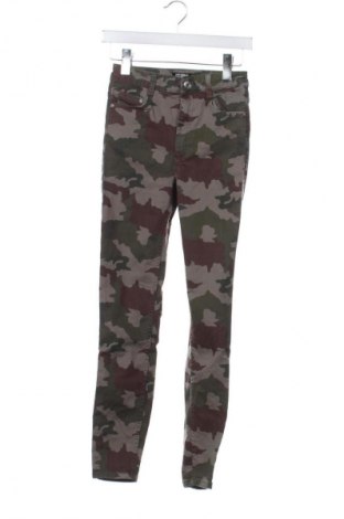 Dámske džínsy  Zara Trafaluc, Veľkosť S, Farba Viacfarebná, Cena  14,16 €