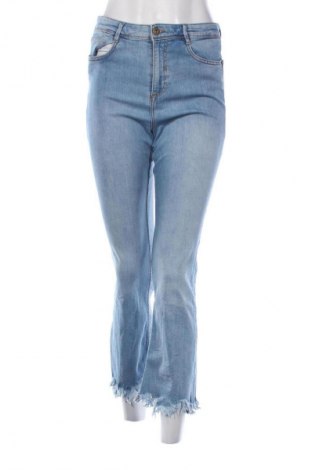 Damskie jeansy Zara Trafaluc, Rozmiar M, Kolor Niebieski, Cena 63,62 zł
