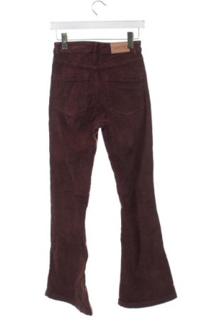 Damen Cordhose Bershka, Größe S, Farbe Braun, Preis 14,71 €