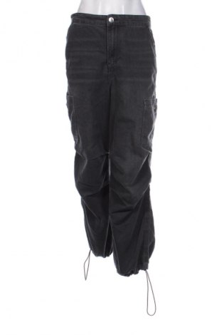 Pantaloni de velvet de femei H&M, Mărime S, Culoare Negru, Preț 74,00 Lei