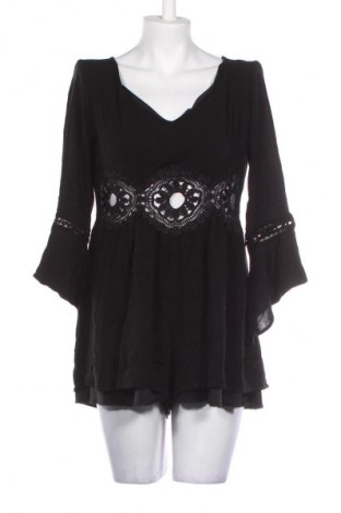 Salopetă scurtă de damă Molly Bracken, Mărime L, Culoare Negru, Preț 61,64 Lei