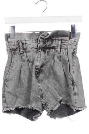 Дамски къс панталон Bark jeans, Размер S, Цвят Сив, Цена 82,00 лв.