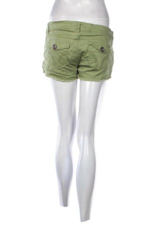Pantaloni scurți de femei Bershka, Mărime L, Culoare Verde, Preț 48,00 Lei