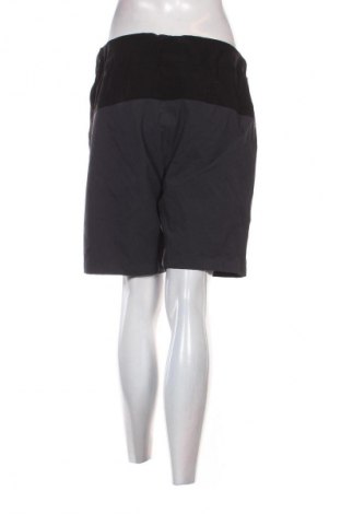 Pantaloni scurți de femei CMP, Mărime M, Culoare Multicolor, Preț 135,99 Lei