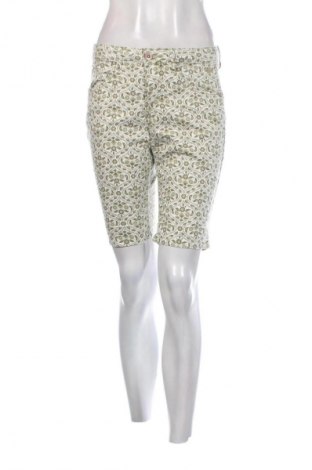 Damskie szorty Cream, Rozmiar M, Kolor Kolorowy, Cena 157,99 zł