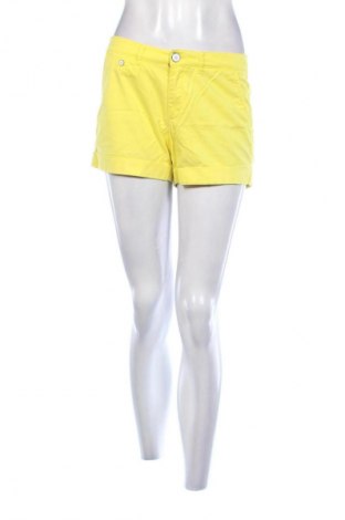 Damen Shorts Esprit, Größe M, Farbe Gelb, Preis 17,44 €