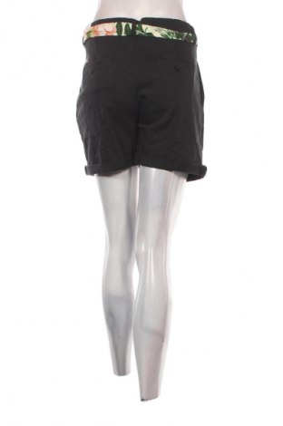 Pantaloni scurți de femei Geographical Norway, Mărime XL, Culoare Negru, Preț 303,99 Lei