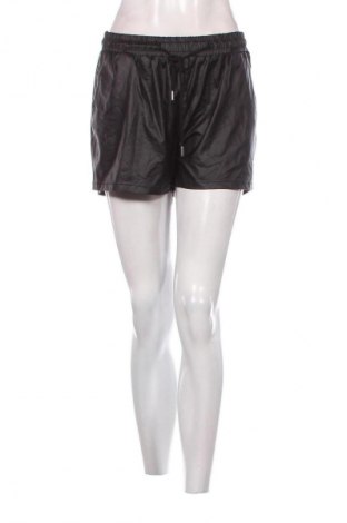 Damen Shorts Goldenpoint, Größe L, Farbe Schwarz, Preis 23,99 €