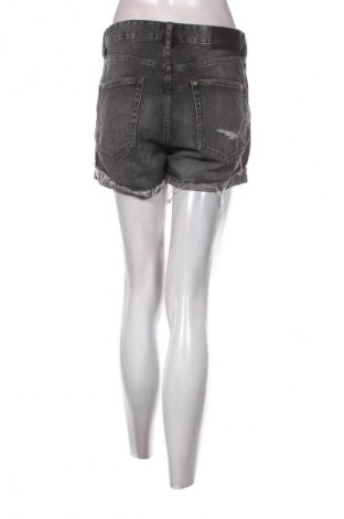 Dámské kraťasy  H&M, Velikost M, Barva Černá, Cena  309,00 Kč