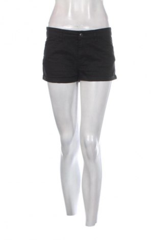 Pantaloni scurți de femei H&M Divided, Mărime M, Culoare Negru, Preț 61,99 Lei